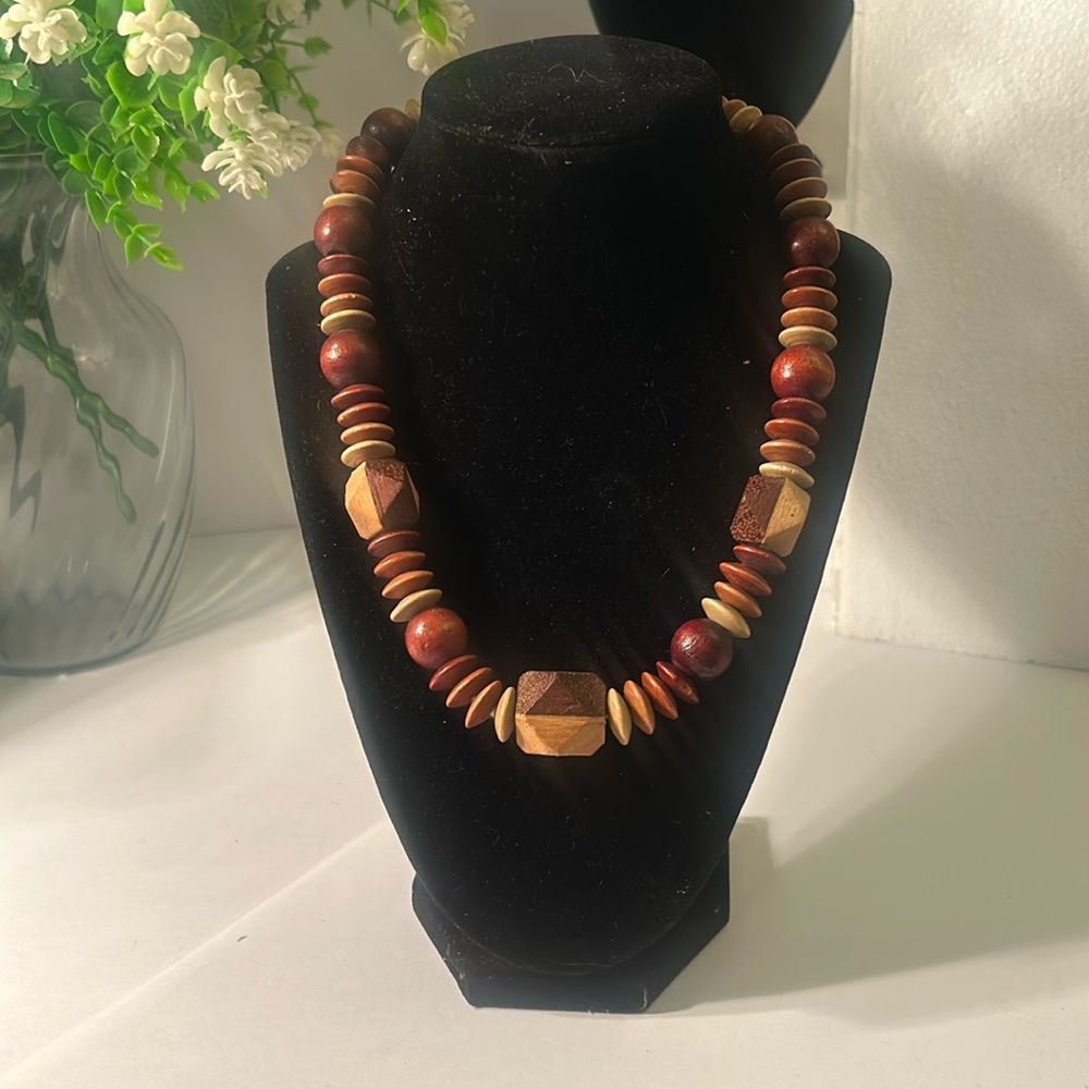Multi tone & multi shape wood beaded necklace